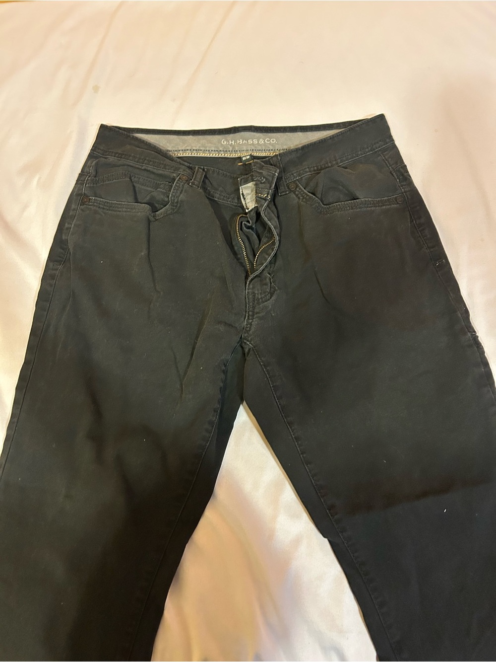 G.H. Bass & Co. Men's Black Straight-Leg Jeans